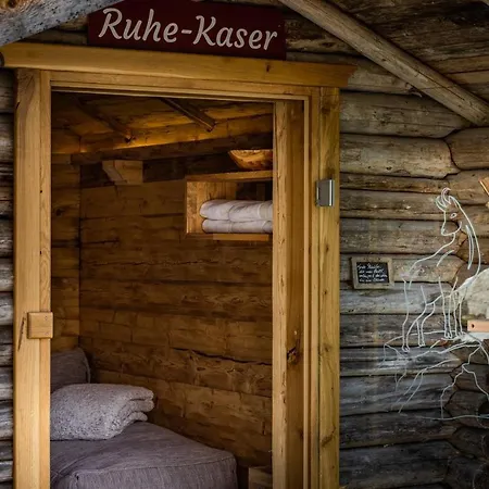 Hotel Almhotel Gruensteinblick 4*
