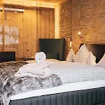 酒店 Almhotel Gruensteinblick - Adults Only 国王湖