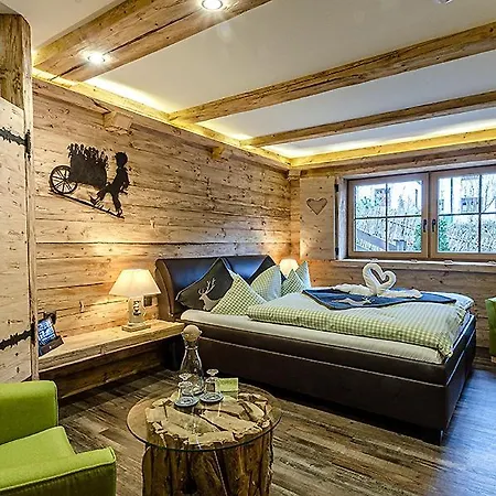 Almhotel Gruensteinblick - Adults Only Hotel Konigssee