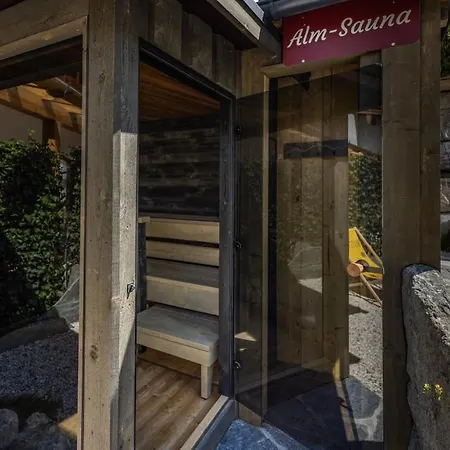 Отель Almhotel Gruensteinblick - Adults Only 4*