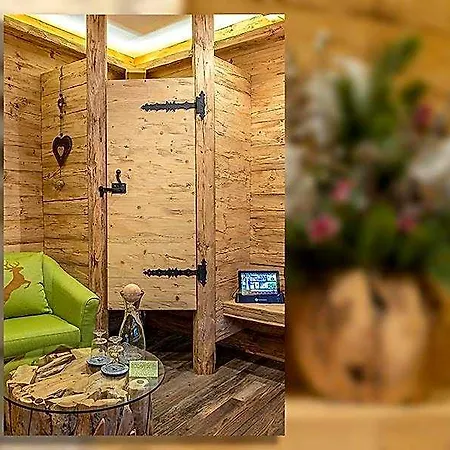 Almhotel Gruensteinblick - Adults Only