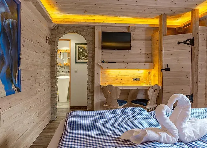 호텔 Almhotel Gruensteinblick - Adults Only 4*